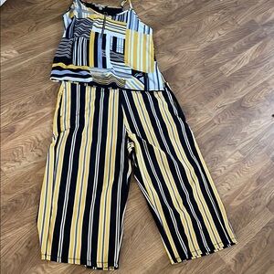 Striped Yellow and Black Women's CAPRI WIDE LEG AND A T TOP